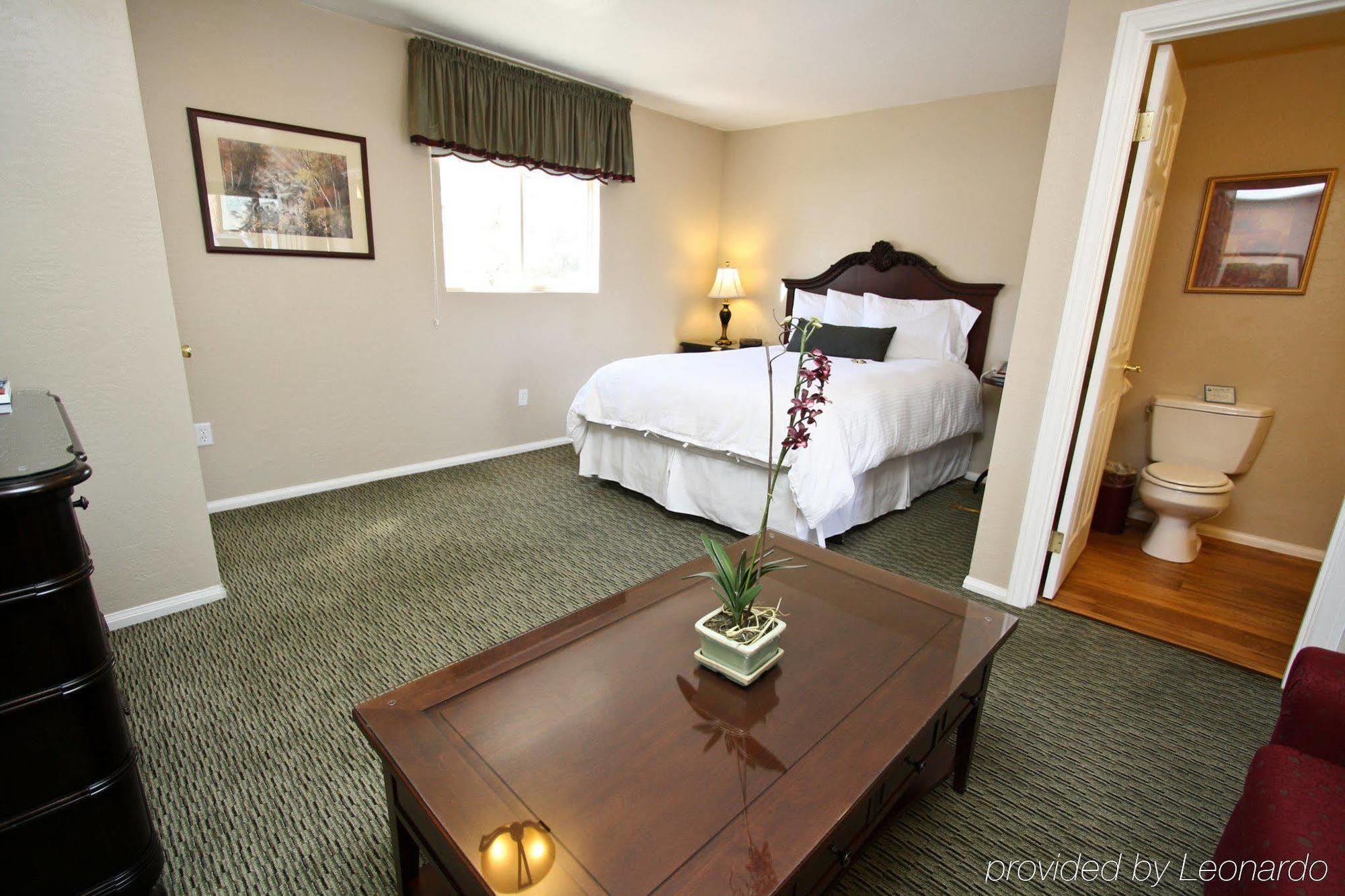 Bay Meadows Resort ビッグ・ベアー・レイク エクステリア 写真